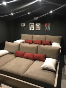Canape lit salle de cinema intérieur